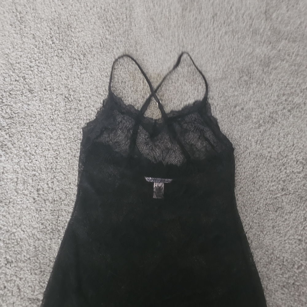 Victoria's Secret Black Floral Lace Slip XS - Picture 2 of 6